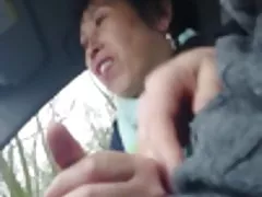 这家伙乱搞一个年轻的黑发，提高表现